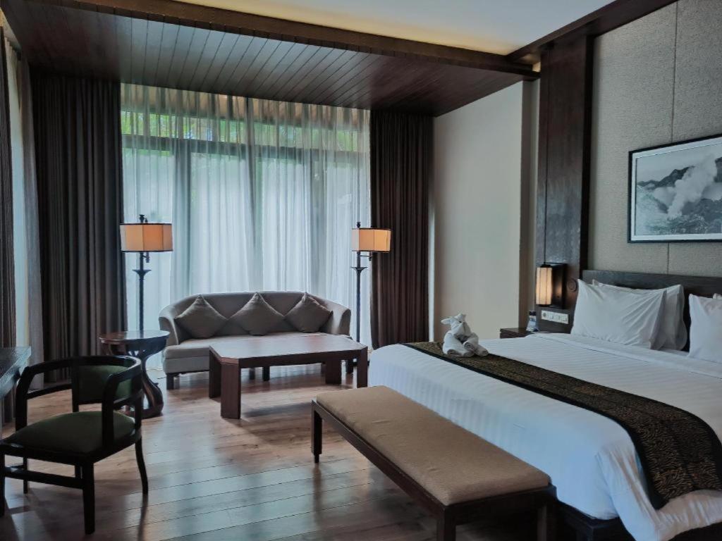 El Hotel Banyuwangi Баньювангі Екстер'єр фото