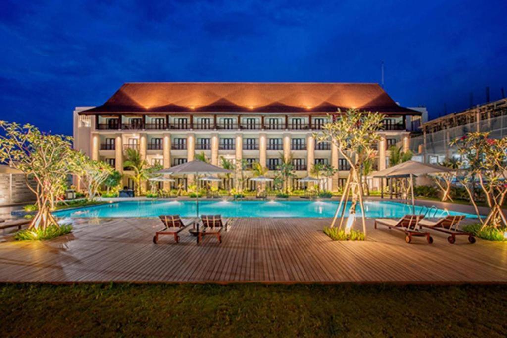 El Hotel Banyuwangi Баньювангі Екстер'єр фото