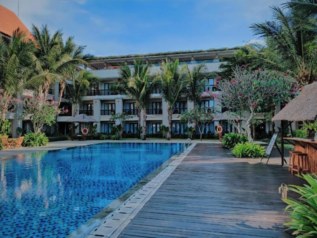 El Hotel Banyuwangi Баньювангі Екстер'єр фото